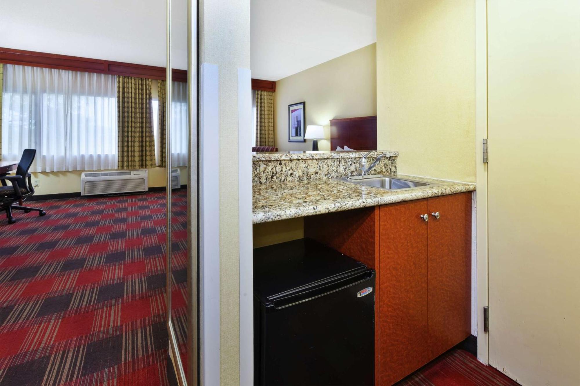 Hotel Doubletree By Hilton Holland Zewnętrze zdjęcie